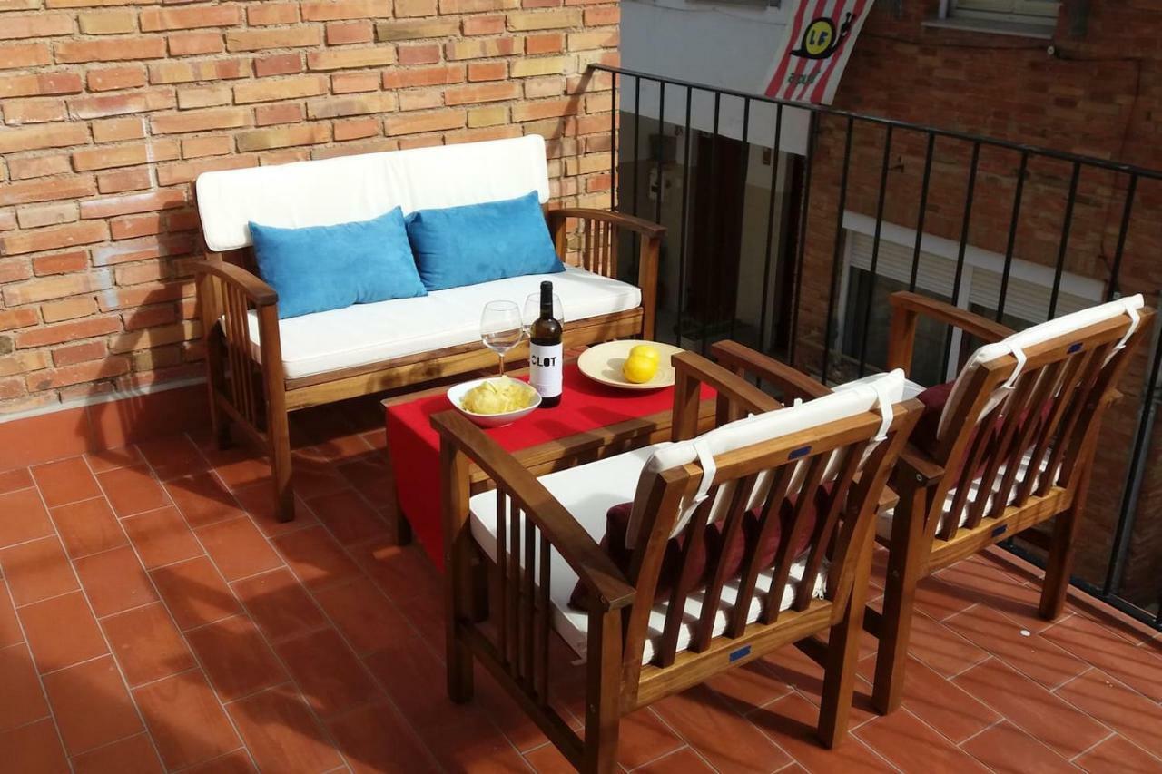 Casa Tomas - Lovely Townhouse In 캠브릴스 외부 사진
